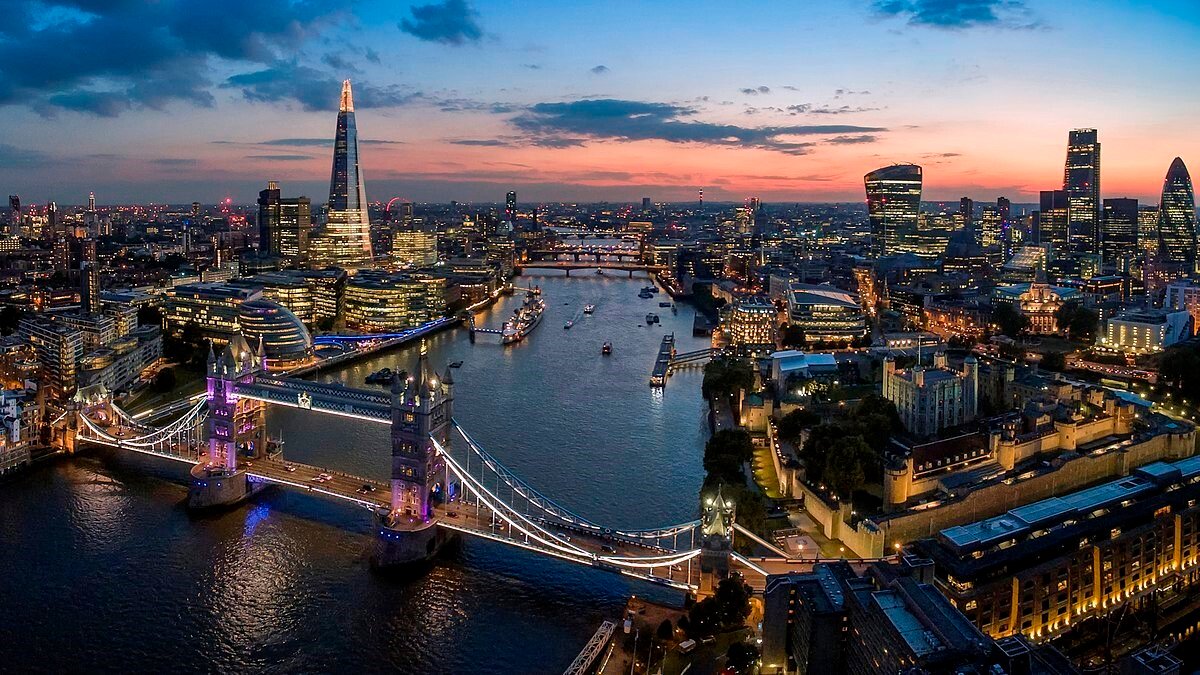Londres, París, Bélgica  y Ámsterdam